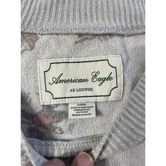 American Eagle Snoopy Peanuts Ice Skating Lounge Top Size Large - Picture 5 of 5